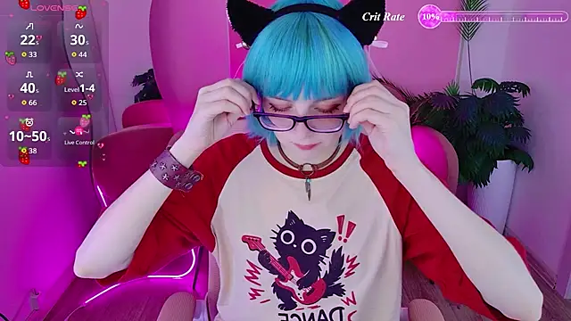 Snapshot of CoralineYoung chatting on 10, 7, 2026 CoralineYoung online show from 10, 7, 2026