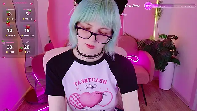Snapshot of CoralineYoung chatting on 6, 8, 2026 CoralineYoung online show from 6, 8, 2026