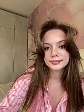 Rosie Holmes  online show from 4, 10, 2025