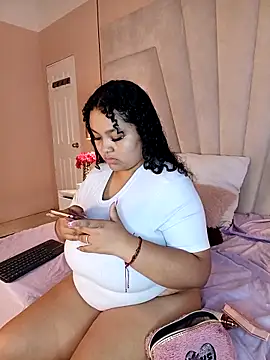 Snapshot of KITY_HILL chatting on 30, 4, 2026 KITY HILL online show from 30, 4, 2026