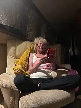 ladyboatlady online show from 31, 3, 2026