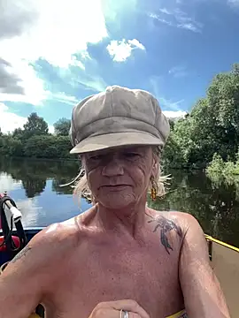 ladyboatlady online show from 19, 6, 2026
