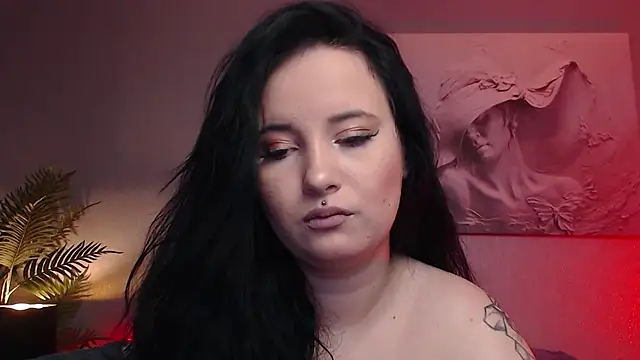 Snapshot of MikaSnake chatting on 20, 9, 2025 MikaSnake online show from 20, 9, 2025