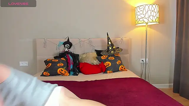 cutienaughtygirl online show from 22, 10, 2025