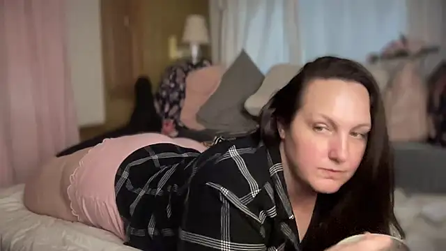 Snapshot of Just_Trudy chatting on 9, 10, 2025 Just Trudy online show from 9, 10, 2025