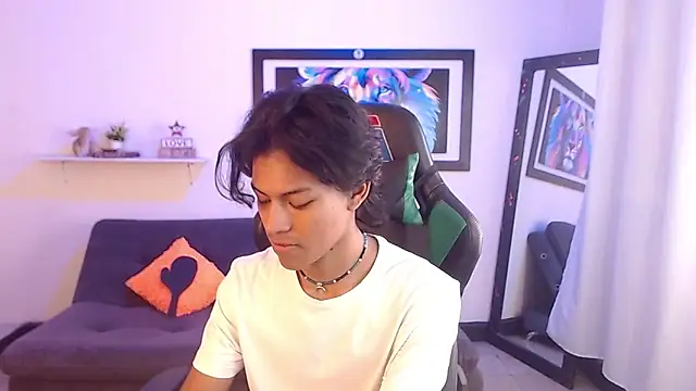 Snapshot of dreyk20 chatting on 24, 10, 2025 dreyk20 online show from 24, 10, 2025