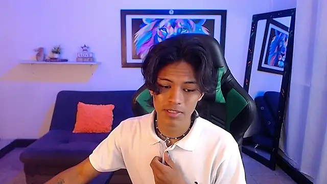 Snapshot of dreyk20 chatting on 25, 10, 2025 dreyk20 online show from 25, 10, 2025