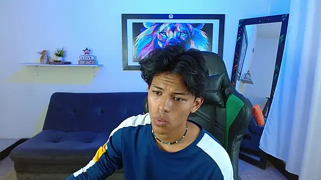 Snapshot of dreyk20 chatting on 13, 11, 2025 dreyk20 online show from 13, 11, 2025