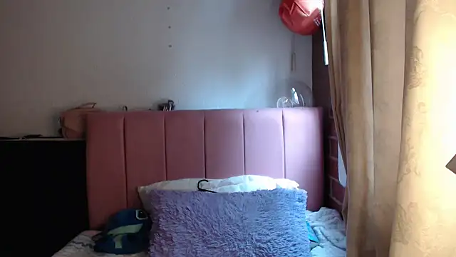 Snapshot of Alaina_Blessed chatting on 29, 11, 2025 Alaina Blessed online show from 29, 11, 2025