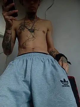 Tattoboy19cm online show from 18, 12, 2025