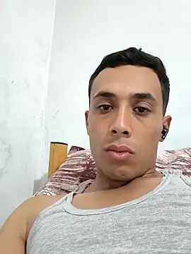 Snapshot of Naymik911 chatting on 1, 11, 2025 Naymik911 online show from 1, 11, 2025