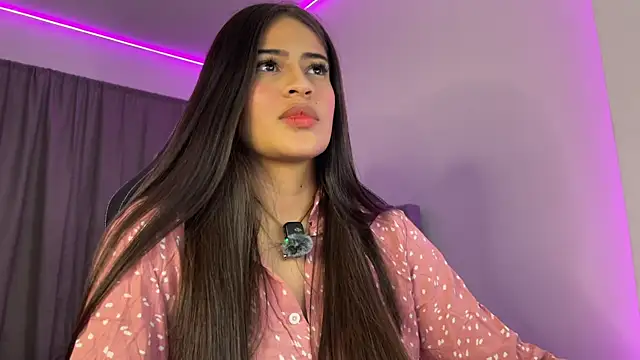 Snapshot of lexie_gray2 chatting on 28, 11, 2025 lexie gray2 online show from 28, 11, 2025