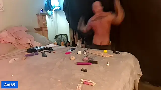 AntMeich6969 online show from 18, 10, 2025