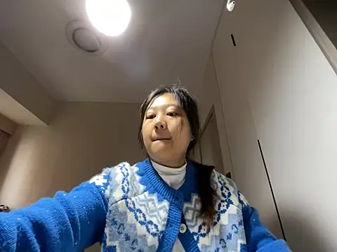 xena0501 online show from 8, 11, 2025