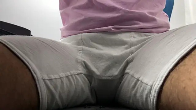 Snapshot of Nikenorq34 chatting on 25, 10, 2025 Nikenorq34 online show from 25, 10, 2025