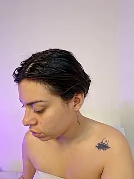 AmaiaSalvatore online show from 19, 10, 2025