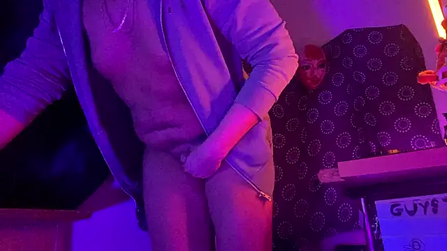 Snapshot of DjDiCKmannOnE chatting on 3, 2, 2026 DjDiCKmannOnE online show from 3, 2, 2026