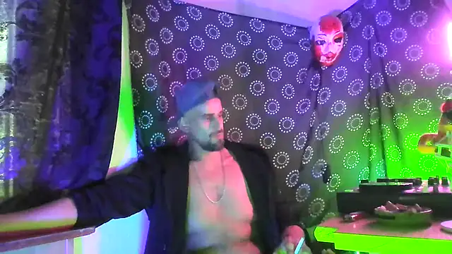 Snapshot of DjDiCKmannOnE chatting on 8, 2, 2026 DjDiCKmannOnE online show from 8, 2, 2026