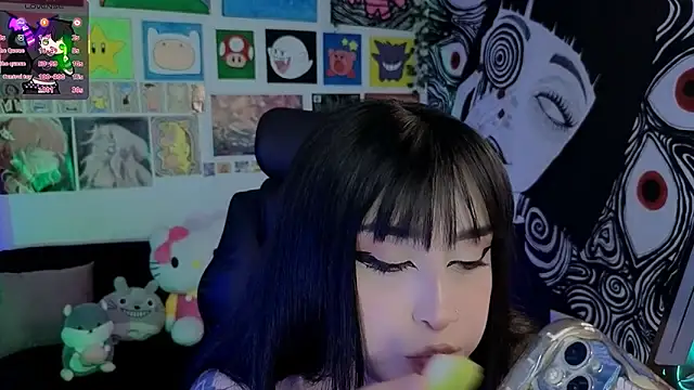 Snapshot of Yuhwan_ chatting on 7, 11, 2025 Yuhwan online show from 7, 11, 2025