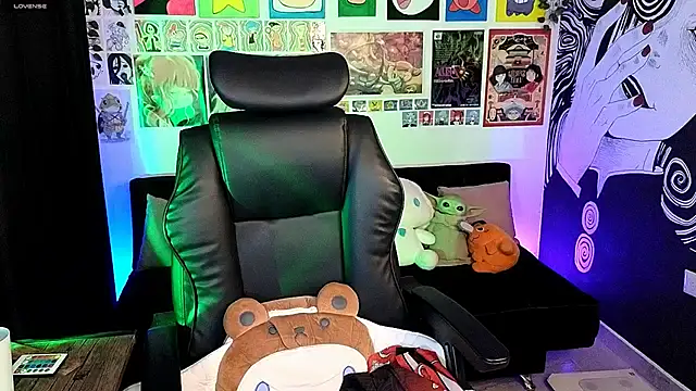 Snapshot of Yuhwan_ chatting on 25, 11, 2025 Yuhwan online show from 25, 11, 2025