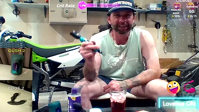 Snapshot of danoo84 chatting on 11, 9, 2025 danoo84 online show from 11, 9, 2025