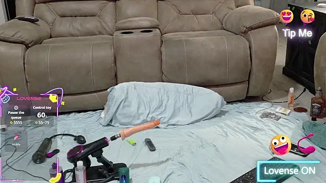 Snapshot of danoo84 chatting on 2, 10, 2025 danoo84 online show from 2, 10, 2025