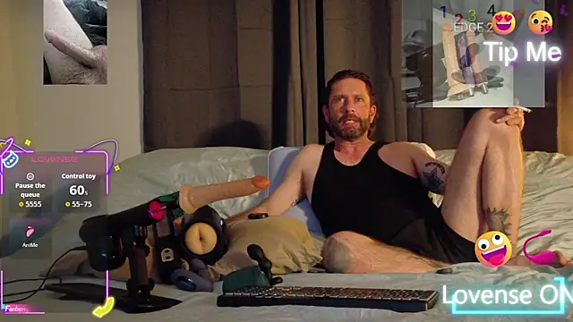 Snapshot of danoo84 chatting on 9, 10, 2025 danoo84 online show from 9, 10, 2025