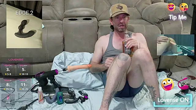 Snapshot of danoo84 chatting on 15, 10, 2025 danoo84 online show from 15, 10, 2025