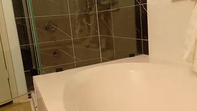 Snapshot of danoo84 chatting on 7, 11, 2025 danoo84 online show from 7, 11, 2025