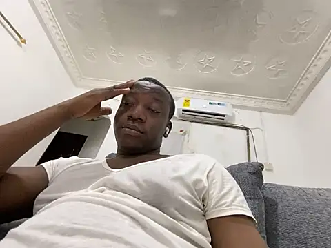 Snapshot of Atta-esi chatting on 25, 10, 2025 Atta-esi online show from 25, 10, 2025