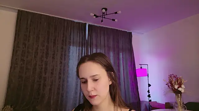 LucyRose3 online show from 27, 3, 2026