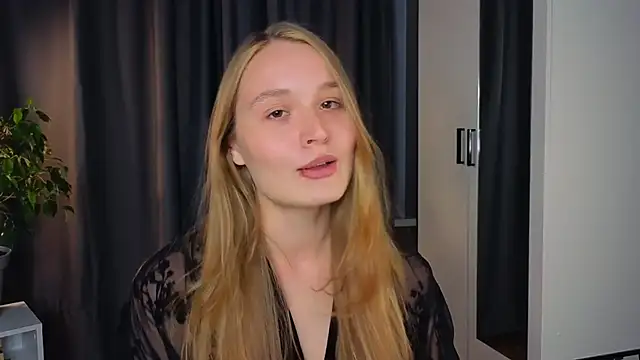 lisa schiele online show from 17, 9, 2025