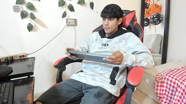 axel rousse2 online show from 3, 11, 2025