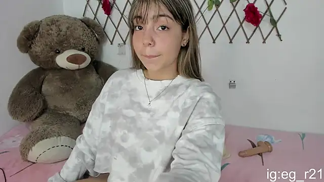 emma grays2 online show from 10, 10, 2025