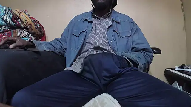 EYEzIAM online show from 10, 1, 2026