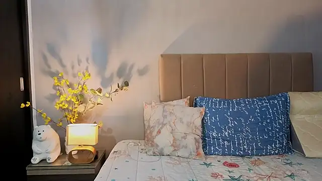 Penelophe01 online show from 25, 2, 2026