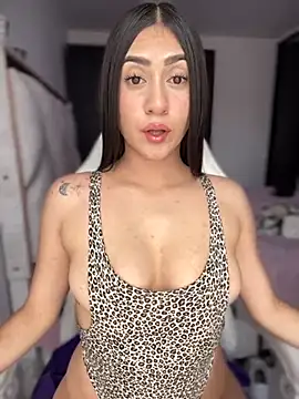 isabela l online show from 5, 2, 2026