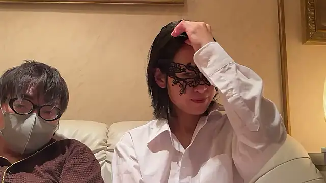 21yuri27 online show from 17, 11, 2025