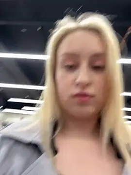 Snapshot of KassandraTress chatting on 27, 4, 2026 KassandraTress online show from 27, 4, 2026