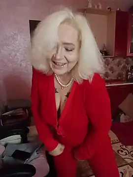 Snapshot of SquirtMilf00 chatting on 31, 10, 2025 SquirtMilf00 online show from 31, 10, 2025