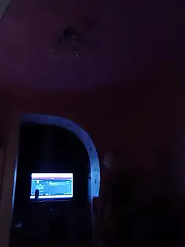 Snapshot of SquirtMilf00 chatting on 27, 11, 2025 SquirtMilf00 online show from 27, 11, 2025