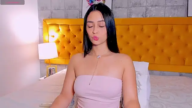 EmilyyRamirez online show from 9, 11, 2025