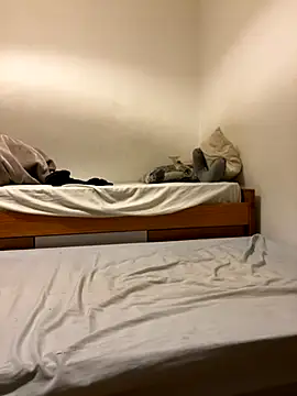 Miguel02ex online show from 17, 11, 2025