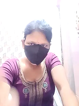 Snapshot of varnika chatting on 13, 9, 2025 varnika online show from 13, 9, 2025