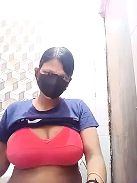 Snapshot of varnika chatting on 15, 9, 2025 varnika online show from 15, 9, 2025