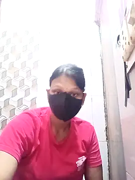 Snapshot of varnika chatting on 26, 10, 2025 varnika online show from 26, 10, 2025