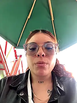 Snapshot of haally-mll chatting on 13, 11, 2025 haally-mll online show from 13, 11, 2025