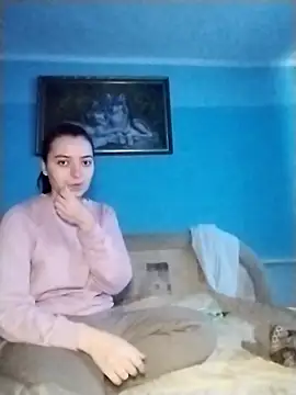 Snapshot of Viktoriia27 chatting on 17, 12, 2025 Viktoriia27 online show from 17, 12, 2025