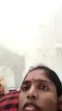 Snapshot of Guriya0076 chatting on 28, 10, 2025 Guriya0076 online show from 28, 10, 2025