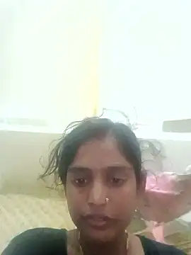 Snapshot of Guriya0076 chatting on 9, 11, 2025 Guriya0076 online show from 9, 11, 2025